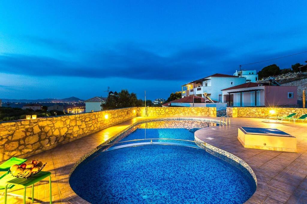 Villa Alysso 메갈라크라피아 외부 사진