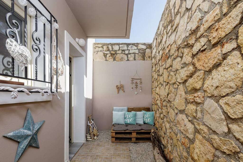 Villa Alysso 메갈라크라피아 외부 사진