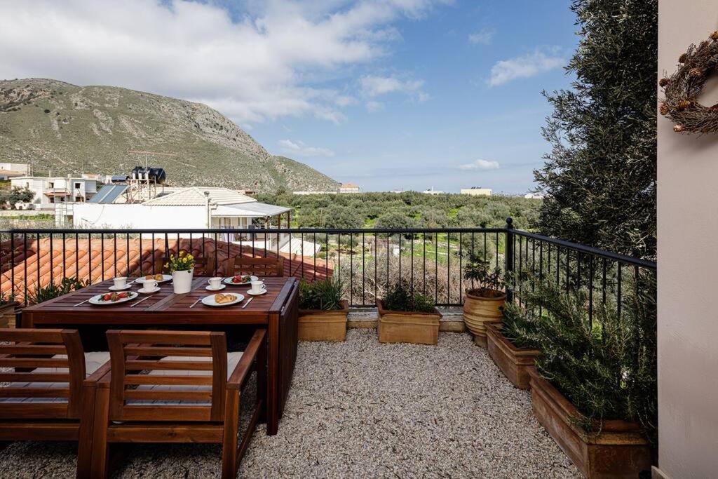 Villa Alysso 메갈라크라피아 외부 사진